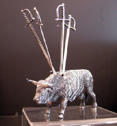 Mexcian Sterling Silver Bull and Swords Hors D'oeuvres Server 