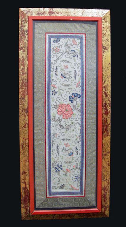 Beautiful Antique Chinese Silk Enbroidered Panel - Qing - Framed with Double Wood Frame