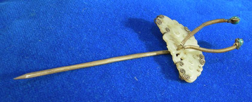 Beautiful Antique Chinese Silver and Celedon Jade Hairpin - Qing -Butterfly - Alternate View
